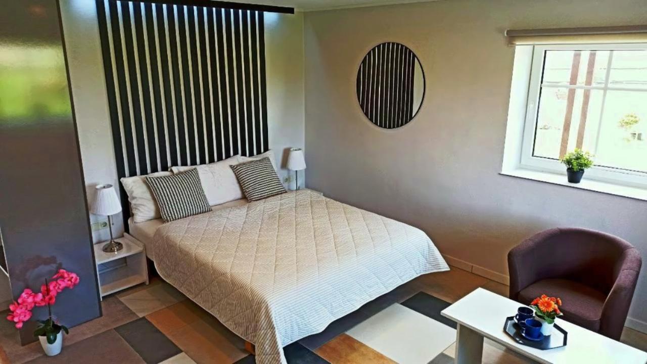 "Trakaitis" Nameliai Otel Dış mekan fotoğraf