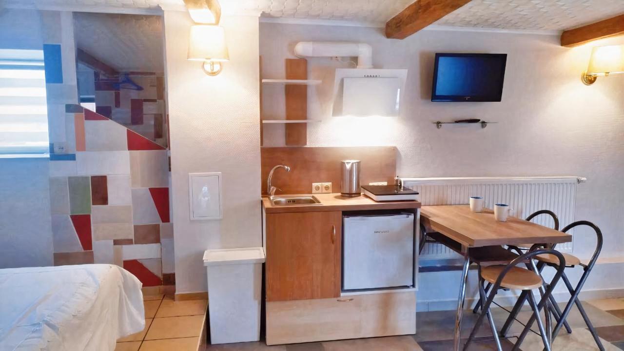 "Trakaitis" Nameliai Otel Dış mekan fotoğraf