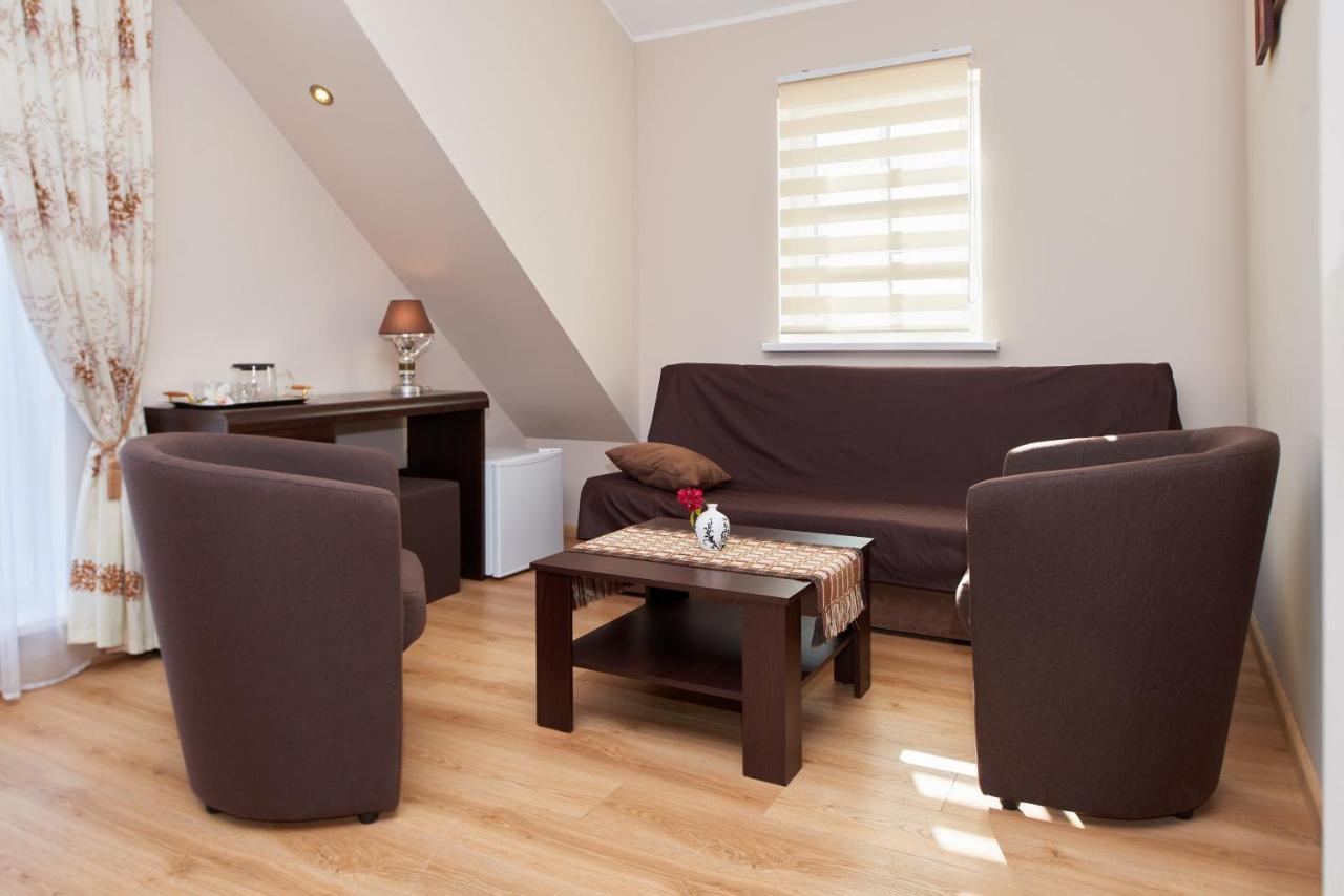 "Trakaitis" Nameliai Otel Dış mekan fotoğraf