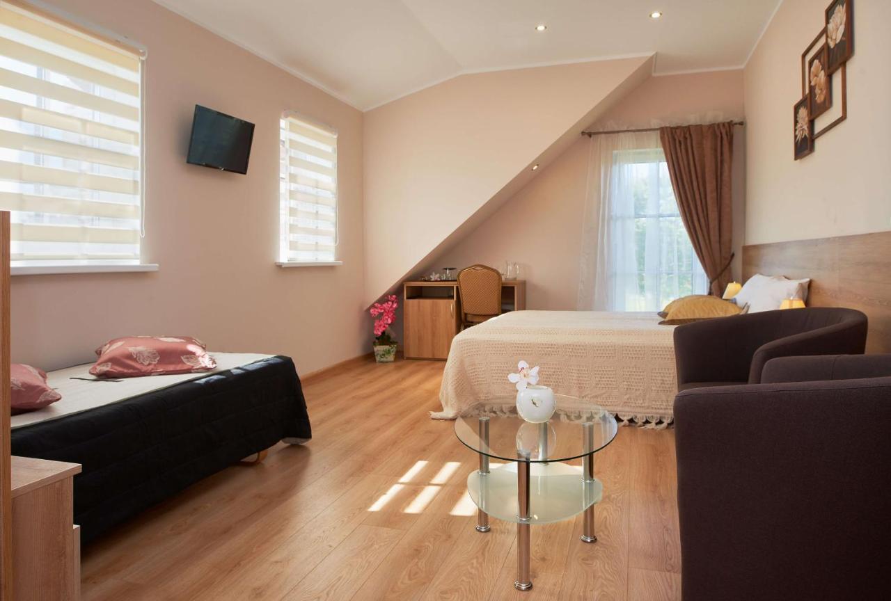 "Trakaitis" Nameliai Otel Dış mekan fotoğraf